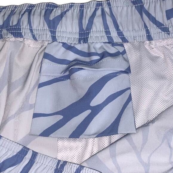 Vineyard Vines 7" Printed Chappy‎ Swim Trunks SZ 2XB Shorts - Picture 9 of 12